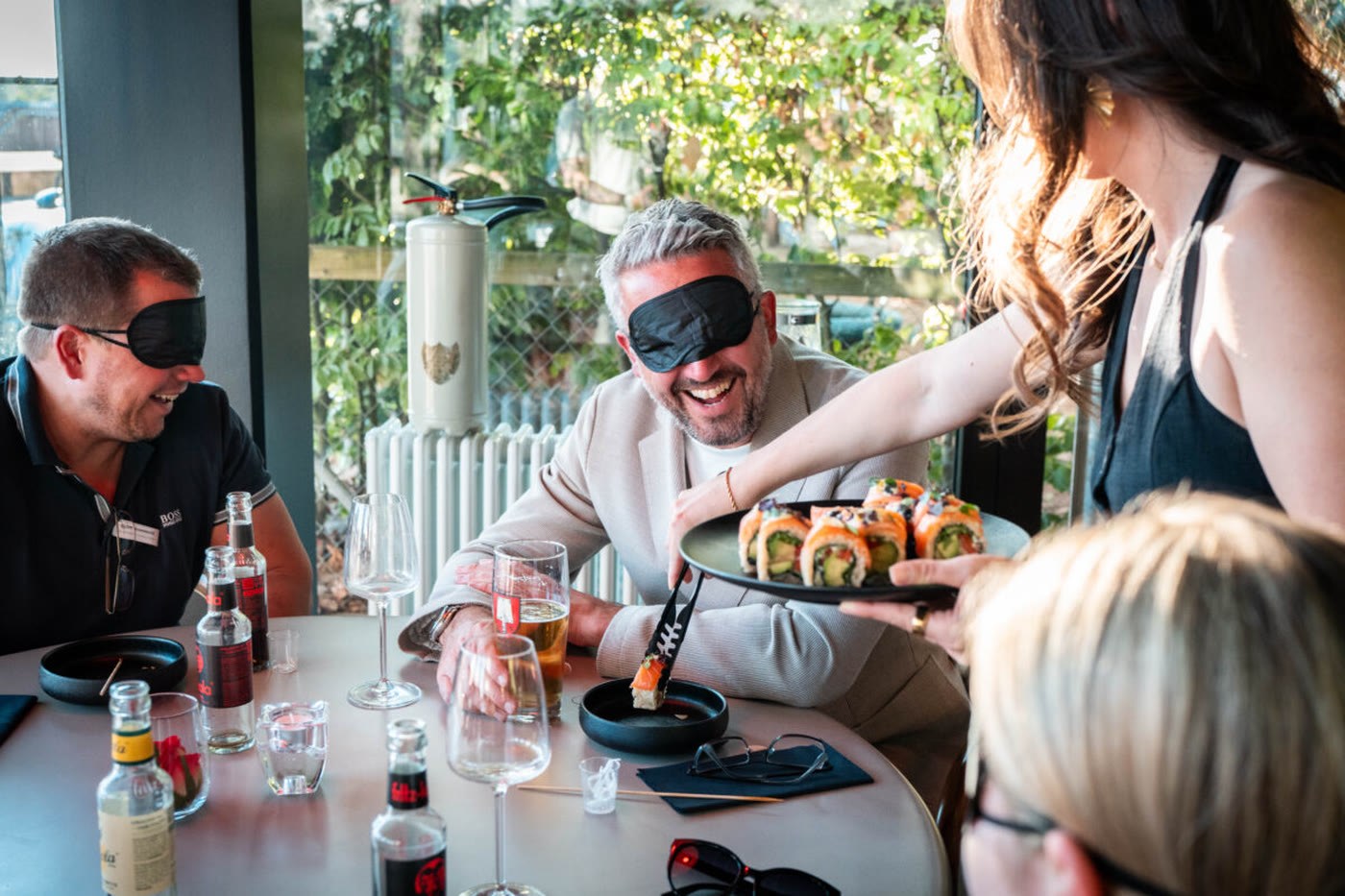 Blind Tasting — Service in geselliger Runde
